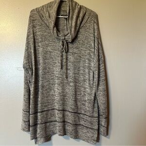Olivia Blu Activewear‎ Women’s Cowl Neck Pullover Ruched Sweatshirt Size 2X